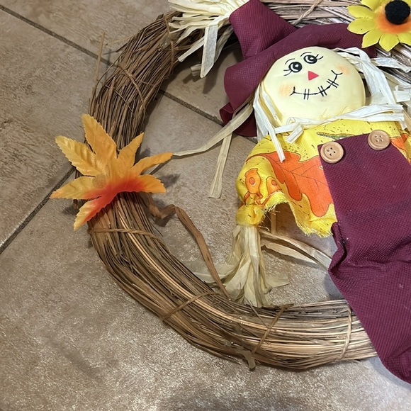Autumn Scarecrow Wreath with Sunflower Accents - Picture 3 of 6